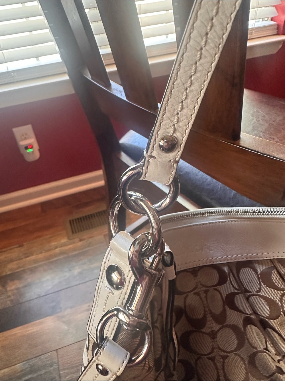 Coach Brown Signature Canvas Shoulder Bag with White Trim - Picture 2 of 12
